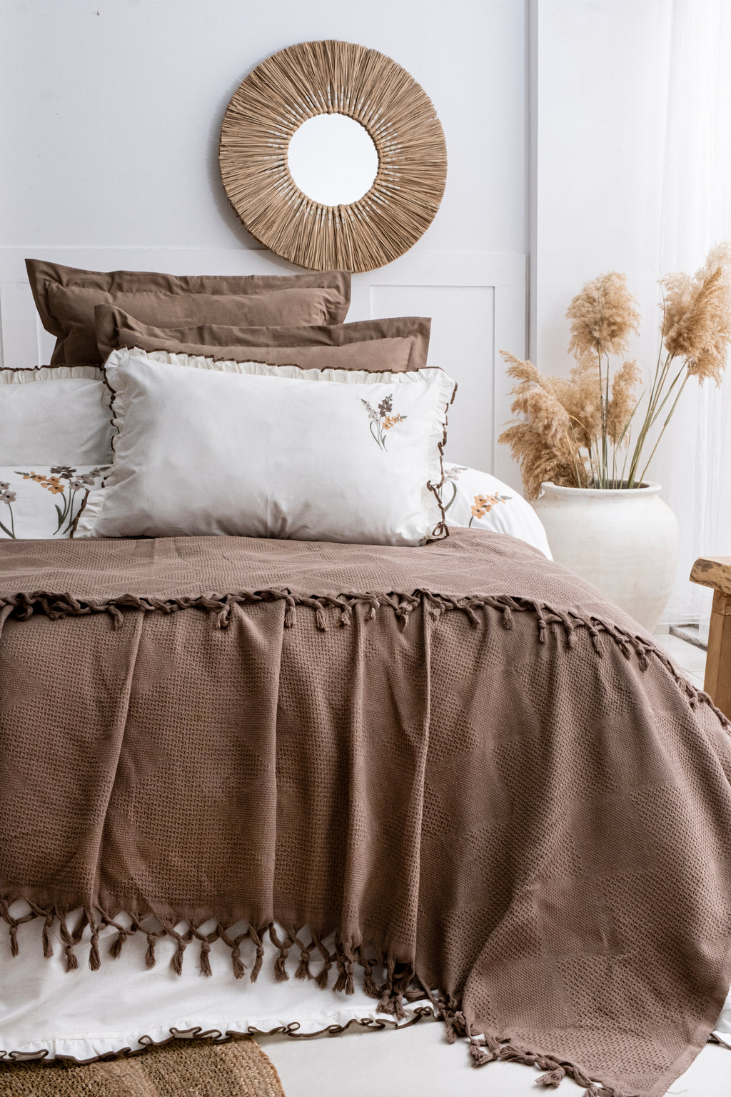 EVELINE Cotton Bedding Set with Bedcover / BROWN